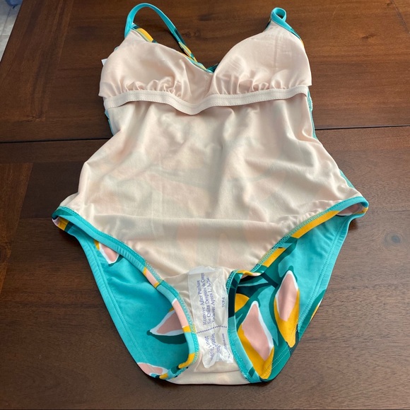 Women's Criss Cross Back 1pc Swimsuit Tropical - Picture 6 of 11